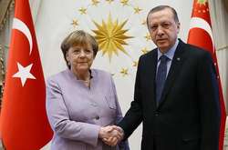 Меркель анонсувала сирійський саміт лідерів чотирьох країн