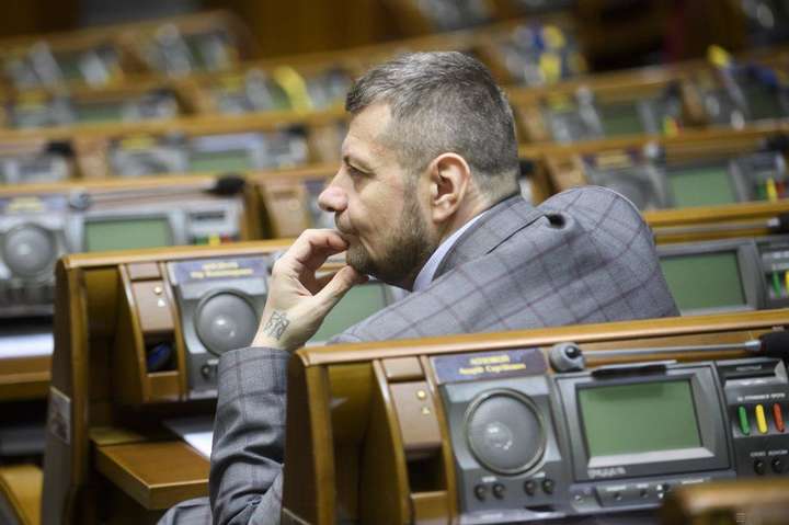 Луценко повернув в Антикорупційну прокуратуру подання на Мосійчука 