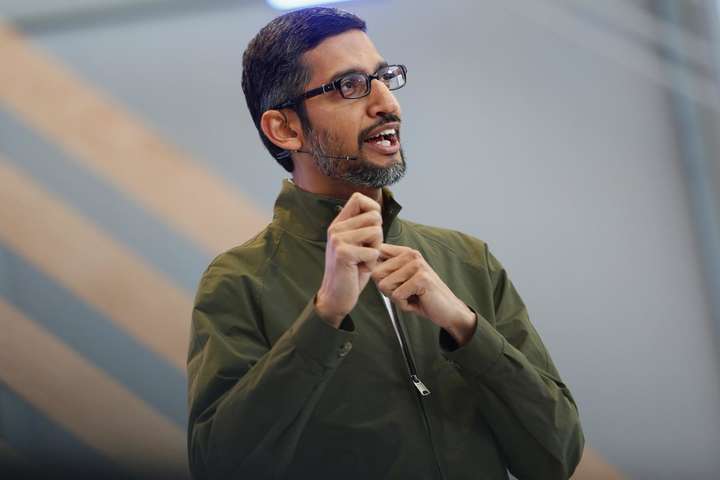 Гендиректор Google даст показания по обвинениям в предвзятости