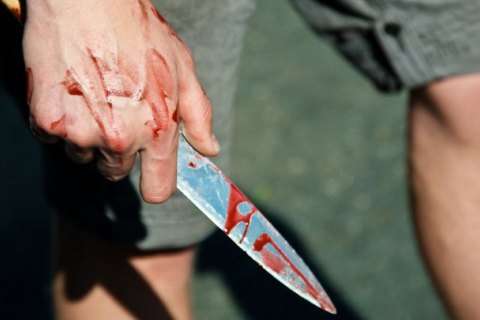 У Німеччині біженець напав з ножем на перехожих