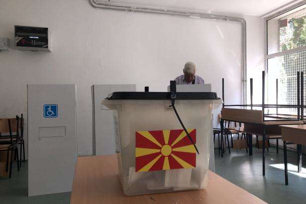 Прем’єр-міністр Македонії назвав проведення референдуму успіхом демократії