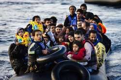 У Греції з островів на материк планують переправити шість тисяч мігрантів