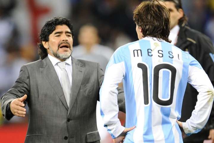 Марадона порадив Мессі завершити кар'єру у збірній Аргентини