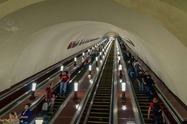 На станції метро «Арсенальна» розпочнеться ремонт усіх ескалаторів
