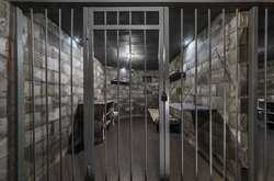 В Индонезии во время землетрясения из тюрем сбежало более тысячи заключенных