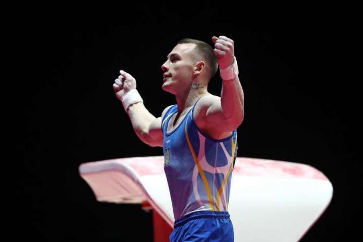 Радівілов виграв срібло на етапі Кубка світу в Парижі (відео)
