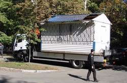 На Теремках прибрали «наливайку», що не давала спокою цілому кварталу