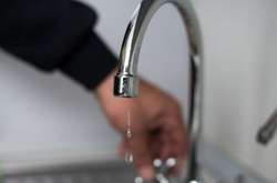 У будинках на дев'яти вулицях Києва зникла вода через аварії (адреси)