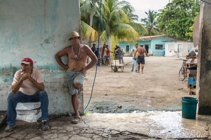 Як виглядає повсякденне життя однієї з найбідніших країн Західної півкулі. Фото з Куби
