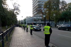 Правоохоронці взяли Раду під посилену охорону