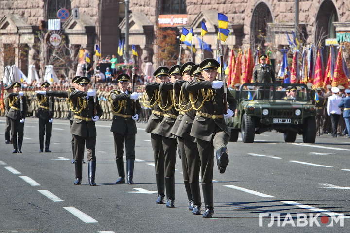 Рада затвердила вітання «Слава Україні!» у війську 