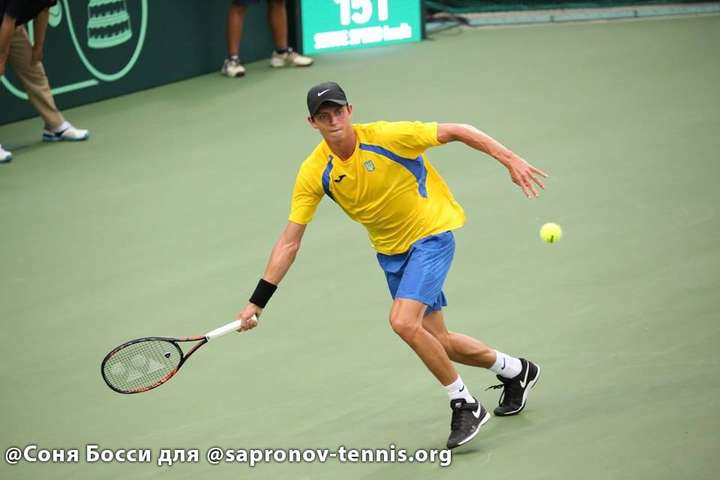 Український тенісист Калениченко пробився до 1/4 фіналу турніру в Лагосі