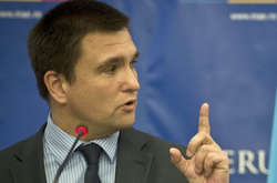 Клімкін назвав реакцію Угорщини на «паспортний скандал» неадекватною