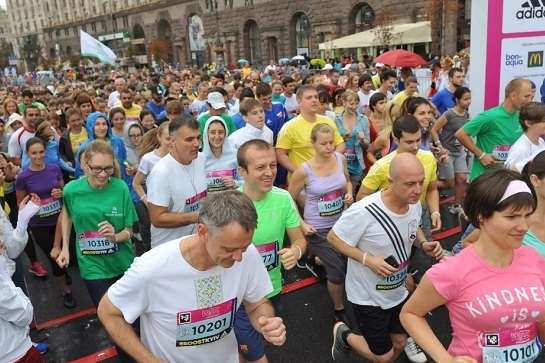 У неділю буде перекрито частину Києва через марафон: які вулиці закриють (карта)