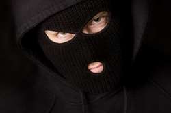 На Буковині затримали банду нападників на ювелірний магазин