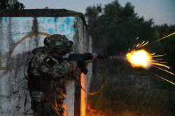 У разі загрози життю військовослужбовців командири приймали рішення на здійснення вогневого впливу на противника