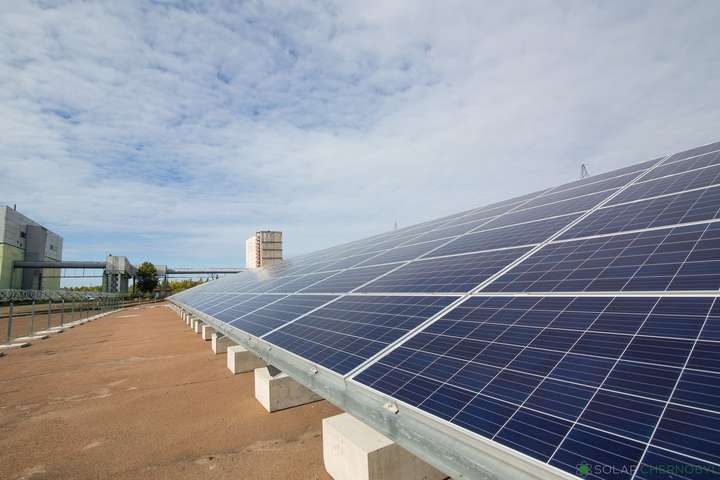 У Чорнобилі відкрили сонячну електростанцію (фото)