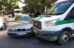 В Одесі не розминувся «євробляхер» з інкасаторами (фото)