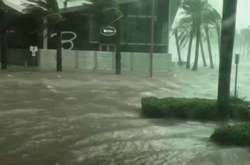 Шторм «Майкл», що насувається на США, посилився до урагану