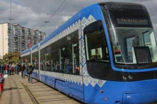 Стало відомо, скільки нових трамваїв і автобусів з’явилося у Києві за рік