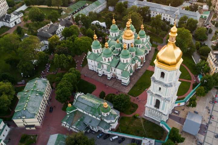 Опубліковано текст рішення Синоду щодо української церкви 