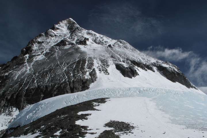 У Гімалаях в результаті бурі і зсуву загинули дев'ять альпіністів