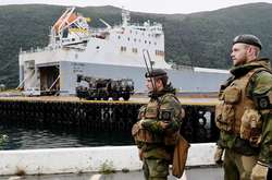 Армія РФ влаштовує провокації на навчаннях НАТО в Арктиці