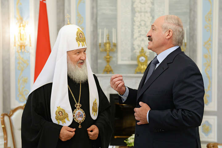 Лукашенко зустрівся з Кирилом та поговорив про «розкол православ’я»