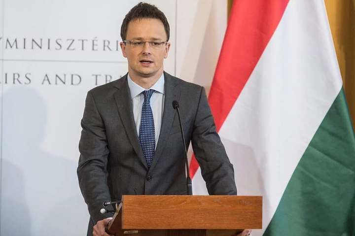 Сійярто пообіцяв, що Угорщина продовжить блокувати комісію Україна-НАТО