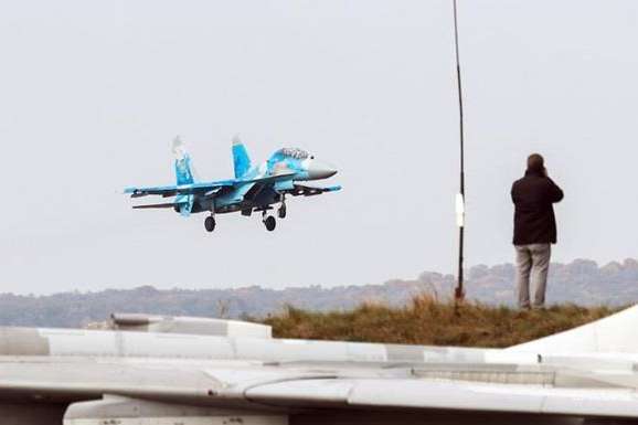 Падіння винищувача на Вінниччині: прокуратура вилучила документацію на Су-27