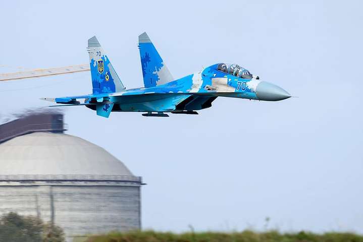 Падіння винищувача Су-27: Полторак повідомив, що знайдено «чорну скриньку»