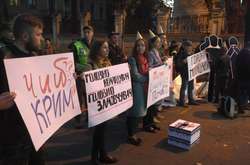 Журналісти, обурені мовчанкою у справі Семочка, зібралися на Банковій 