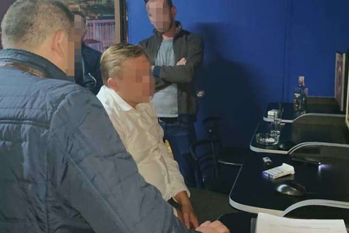 У Львові головний лікар вимагав від ветерана АТО хабар за працевлаштування
