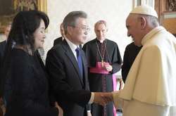 Президент Республіки Корея зустрівся із Папою Римським