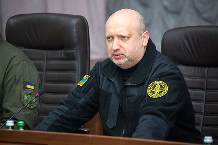 Турчинов різко відповів на заяву Держдуми РФ про «терористичну державу»