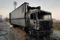 Внаслідок&nbsp;загорання вогонь&nbsp;знищив кабіну автомобіля