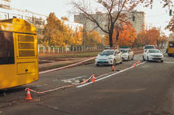 Водій автобуса не помітив чоловіка, який лежав на дорозі