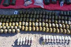 На Донеччині виявили крупний схрон з боєприпасами 