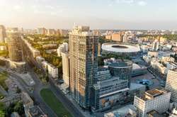 Отличный суботний вечер: помочь детям и поужинать с любимой на высоте 160 метров 