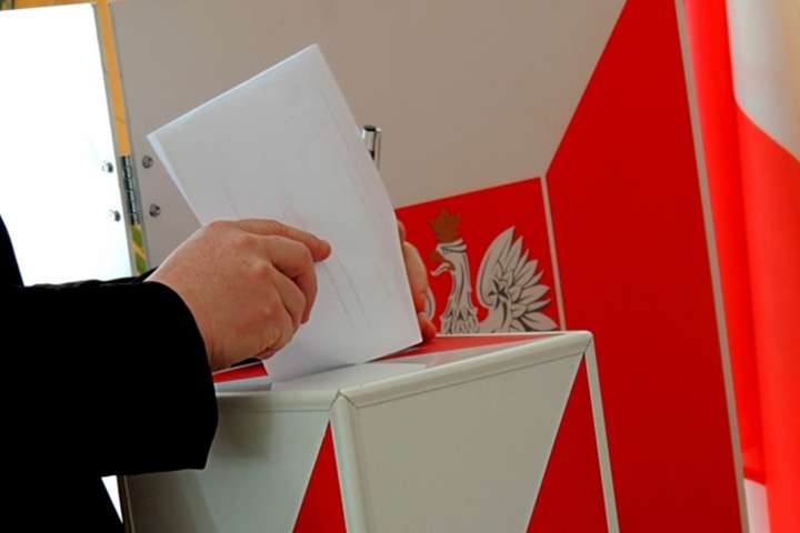 У Польщі проходять місцеві вибори