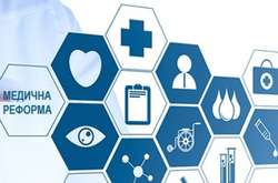 Зарплати сімейних лікарів зросли у 2-3 рази через медичну реформу — прем’єр