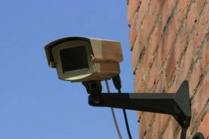 У столичних школах і садочках встановлено понад 2 тис. відеокамер