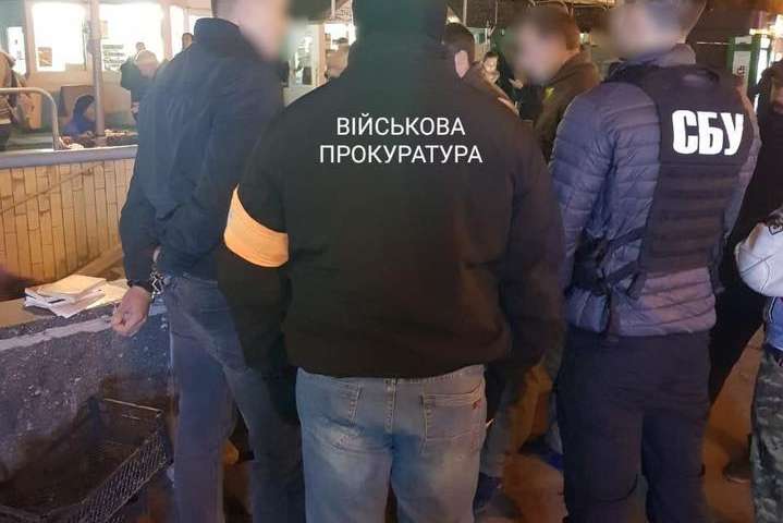 У Києві викрили на хабарах «перевертнів у погонах»