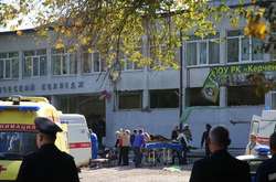 Керченський коледж після трагедії відновив роботу