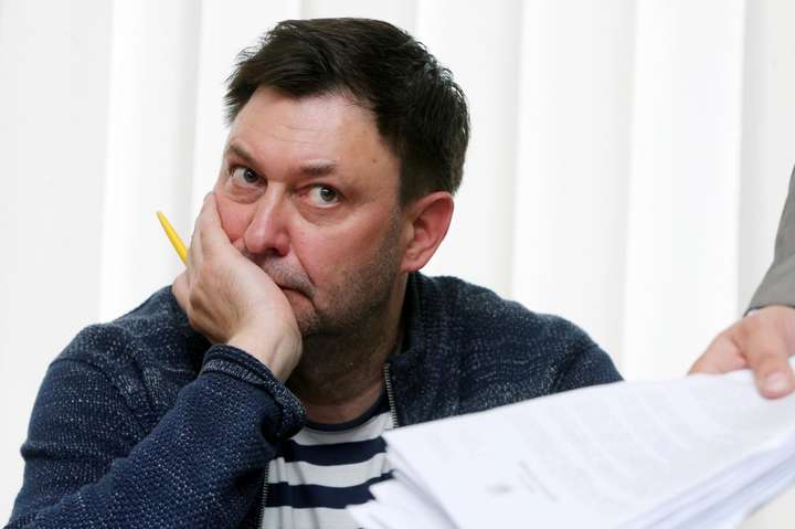 Пропагандиста Вишинського залишили під вартою до 4 листопада