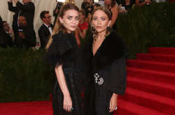 Опубликованы лучшие готические образы на Хэллоуин с красных ковровых дорожек