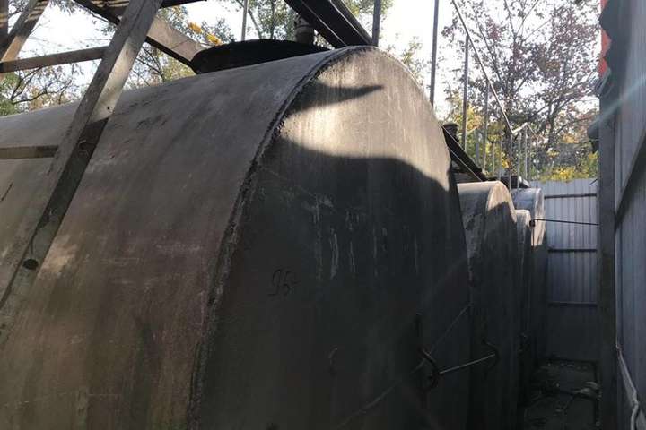 На Київщині виявлено майже 500 тонн контрафактного пального