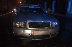 У Львові п’яний водій протаранив чотири авто і заснув