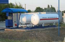 Війна з незаконними газовими АЗС у Києві: на місці демонтованих з’являються нові