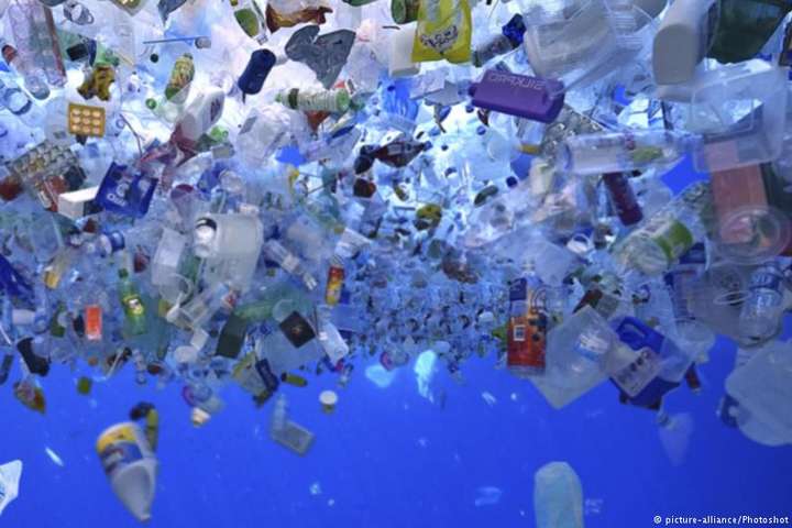 Европарламент проголосовал за запрет упаковок из пластика